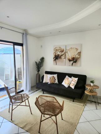 Imagem Casa com 4 Quartos à Venda, 250 m² em Ponta Da Praia - Santos Imagem Casa com 4 Quartos à Venda, 250 m² em Ponta Da Praia - Santos