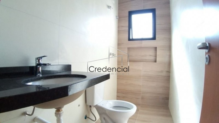 Imagem Sobrado com 3 Quartos à Venda, 118 m² em Guabirotuba - Curitiba Imagem Sobrado com 3 Quartos à Venda, 118 m² em Guabirotuba - Curitiba