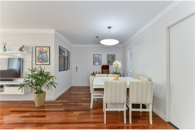 Imagem Apartamento com 3 Quartos à Venda, 116 m² em Moema - São Paulo