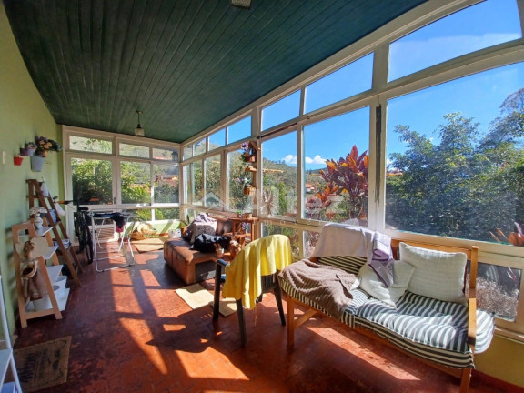 Imagem Casa com 3 Quartos à Venda, 240 m² em Albuquerque - Teresópolis Imagem Casa com 3 Quartos à Venda, 240 m² em Albuquerque - Teresópolis