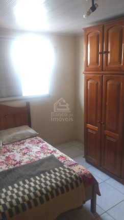 Imagem Casa com 3 Quartos à Venda, 100 m² em Camobi - Santa Maria