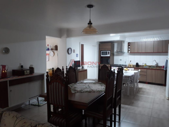 Imagem Casa com 7 Quartos à Venda, 384 m² em Nossa Senhora Do Rosário - Santa Maria Imagem Casa com 7 Quartos à Venda, 384 m² em Nossa Senhora Do Rosário - Santa Maria