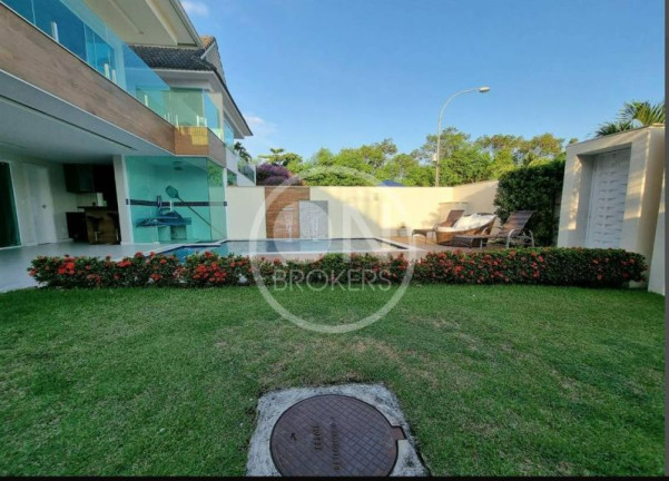 Imagem Casa com 4 Quartos à Venda, 390 m² em Vargem Grande - Rio De Janeiro