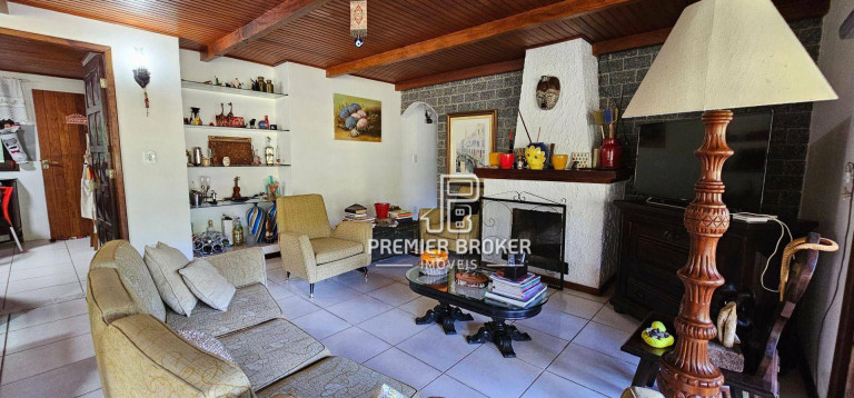 Imagem Casa com 3 Quartos à Venda, 250 m² em Colônia Alpina - Teresópolis Imagem Casa com 3 Quartos à Venda, 250 m² em Colônia Alpina - Teresópolis