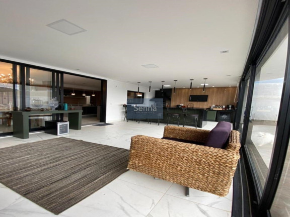 Imagem Casa com 3 Quartos à Venda, em Jardim Novo Mundo - Jundiaí Imagem Casa com 3 Quartos à Venda, em Jardim Novo Mundo - Jundiaí