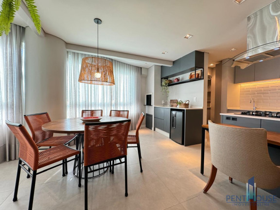 Imagem Apartamento com 2 Quartos à Venda, 88 m² em Centro - Balneário Camboriú