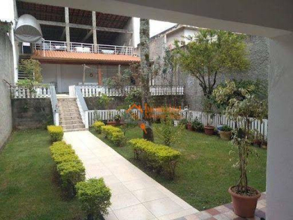 Sobrado com 4 Quartos à Venda, 400 m² em Jordanópolis - Arujá