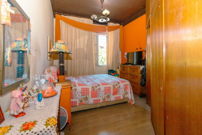 Imagem Casa com 3 Quartos à Venda, 130 m² em Cidade Baixa - Porto Alegre Imagem Casa com 3 Quartos à Venda, 130 m² em Cidade Baixa - Porto Alegre