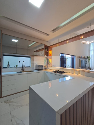 Imagem Casa com 3 Quartos à Venda, 1 m² em Mirante Das Agulhas - Resende Imagem Casa com 3 Quartos à Venda, 1 m² em Mirante Das Agulhas - Resende