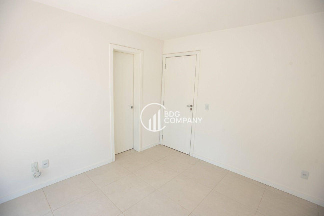 Imagem Apartamento com 2 Quartos à Venda, 74 m² em Floresta - Irati