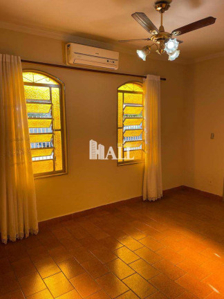 Imagem Casa com 3 Quartos à Venda, 184 m² em Vila Santo Antônio - São José Do Rio Preto