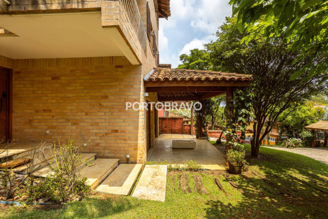 Imagem Casa com 4 Quartos à Venda, 350 m² em Granja Viana - Carapicuíba Imagem Casa com 4 Quartos à Venda, 350 m² em Granja Viana - Carapicuíba