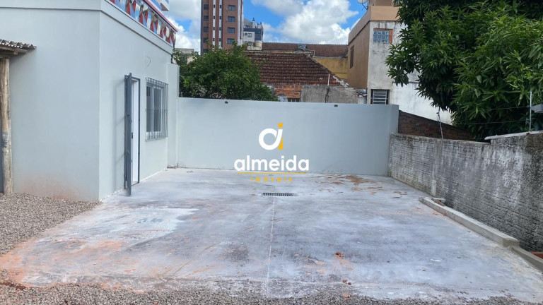 Sala Comercial para Alugar, 30 m² em Centro - Santa Maria