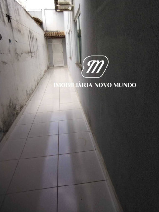 Imagem Casa com 3 Quartos à Venda, 250 m² em Segismundo Pereira - Uberlândia