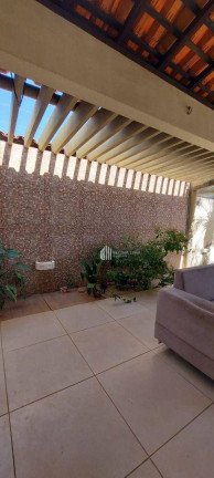 Imagem Casa com 3 Quartos à Venda, 127 m² em Gurupi - Teresina