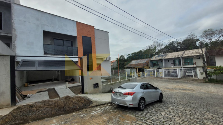 Imagem Sobrado com 3 Quartos à Venda, 132 m² em Escola Agrícola - Blumenau Imagem Sobrado com 3 Quartos à Venda, 132 m² em Escola Agrícola - Blumenau