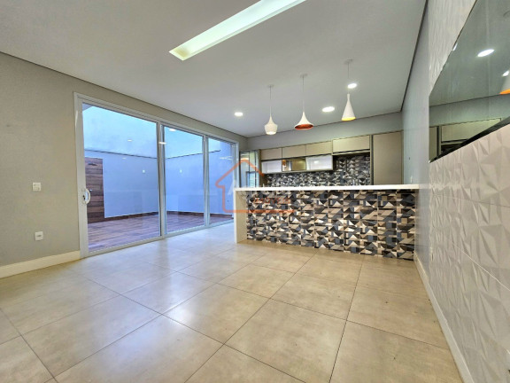 Imóvel com 3 Quartos à Venda, 200 m² em Condominio Santa Mônica I - Mogi Guaçu