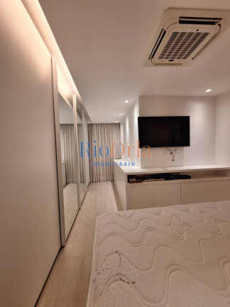 Imagem Apartamento com 4 Quartos à Venda, 142 m² em Barra Da Tijuca - Rio De Janeiro