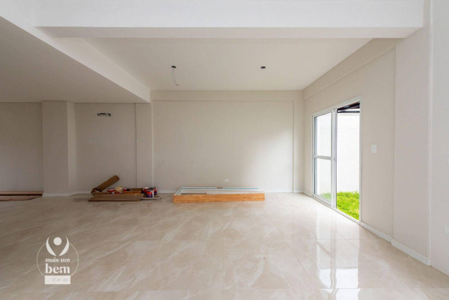 Imagem Sobrado com 3 Quartos à Venda, 180 m² em Portão - Curitiba Imagem Sobrado com 3 Quartos à Venda, 180 m² em Portão - Curitiba