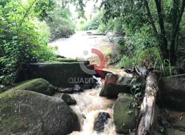 Imagem Imóvel com 3 Quartos à Venda, 2.100 m² em Pq Petropólis - Mairiporã Imagem Imóvel com 3 Quartos à Venda, 2.100 m² em Pq Petropólis - Mairiporã