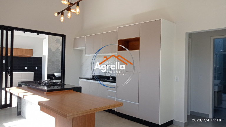 Imagem Imóvel com 3 Quartos à Venda, 126 m² em Condomínio Santa Mônica Iii - Mogi Guaçu Imagem Imóvel com 3 Quartos à Venda, 126 m² em Condomínio Santa Mônica Iii - Mogi Guaçu
