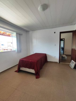 Imagem Casa com 5 Quartos à Venda, 240 m² em Salvador Imagem Casa com 5 Quartos à Venda, 240 m² em Salvador