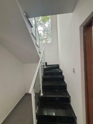 Imagem Casa com 3 Quartos à Venda, 160 m² em Jardim Sun Valley - Mairiporã Imagem Casa com 3 Quartos à Venda, 160 m² em Jardim Sun Valley - Mairiporã