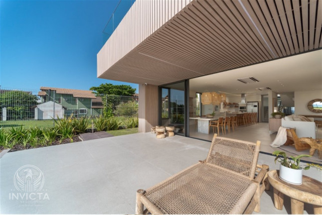Imagem Casa com 5 Quartos à Venda, 458 m² em Praia Do Estaleiro - Balneário Camboriú
