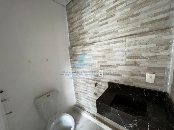 Imagem Casa com 2 Quartos à Venda, 184 m² em Guilhermina - Praia Grande Imagem Casa com 2 Quartos à Venda, 184 m² em Guilhermina - Praia Grande