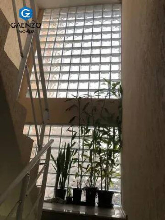 Imagem Sobrado com 3 Quartos à Venda, 244 m² em Km 18 - Osasco