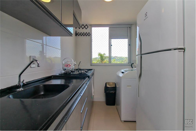 Imagem Imóvel com 2 Quartos à Venda, em Vila Nova - Porto Alegre Imagem Imóvel com 2 Quartos à Venda, em Vila Nova - Porto Alegre
