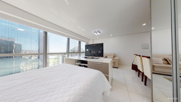 Imagem Imóvel com 1 Quarto à Venda, 38 m² em Praia De Belas - Porto Alegre Imagem Imóvel com 1 Quarto à Venda, 38 m² em Praia De Belas - Porto Alegre