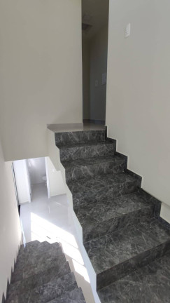 Imagem Sobrado com 3 Quartos à Venda, 92 m² em Floresta - Cascavel