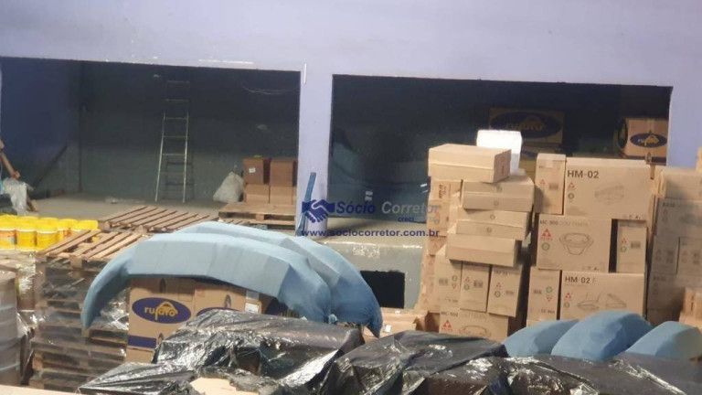 Imagem Galpão à Venda, 750 m² em Cidade Industrial Satélite De São Paulo - Guarulhos Imagem Galpão à Venda, 750 m² em Cidade Industrial Satélite De São Paulo - Guarulhos