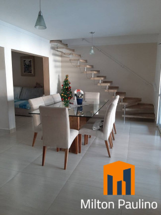 Imagem Casa com 5 Quartos à Venda, 340 m² em Itanhaém Imagem Casa com 5 Quartos à Venda, 340 m² em Itanhaém
