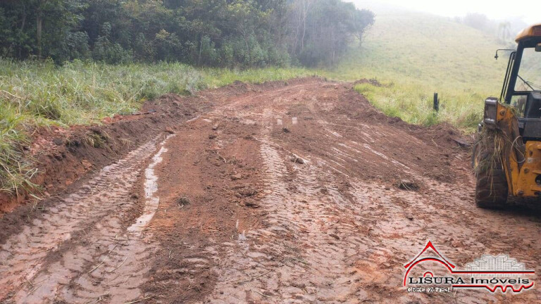 Imagem Terreno à Venda, 2 m² em Capoeirinha - Guararema Imagem Terreno à Venda, 2 m² em Capoeirinha - Guararema