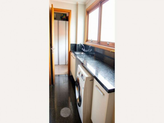 Imagem Apartamento com 3 Quartos à Venda, 120 m² em Jardim Lindóia - Porto Alegre Imagem Apartamento com 3 Quartos à Venda, 120 m² em Jardim Lindóia - Porto Alegre