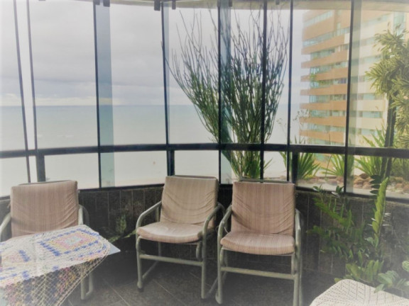 Imagem Apartamento com 4 Quartos à Venda, 220 m²