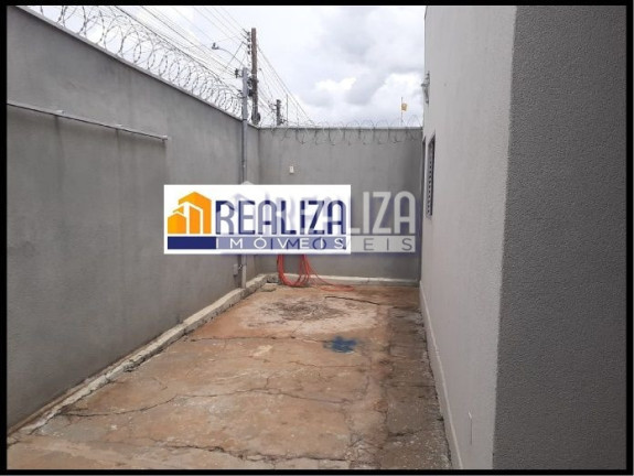 Imagem Casa com 2 Quartos à Venda, 200 m² em Conjunto Manoel Mendes - Uberaba Imagem Casa com 2 Quartos à Venda, 200 m² em Conjunto Manoel Mendes - Uberaba