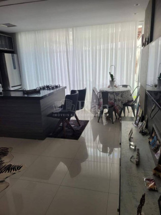 Imagem Sobrado com 2 Quartos à Venda, 120 m² em São João - Itajaí Imagem Sobrado com 2 Quartos à Venda, 120 m² em São João - Itajaí