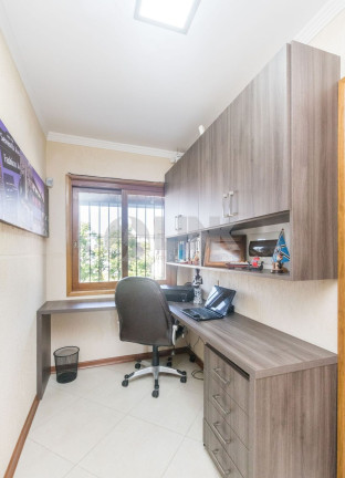 Imagem Casa com 3 Quartos à Venda, 182 m² em Vila Ipiranga - Porto Alegre