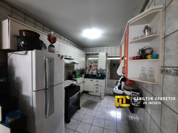 Imagem Casa com 3 Quartos à Venda, 200 m² em Sol Nascente - Guarapari
