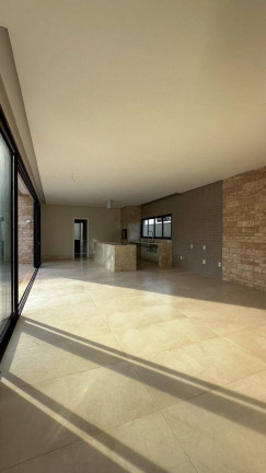 Imagem Sobrado com 4 Quartos à Venda, 440 m² em Ribeirão Do Lipa - Cuiabá