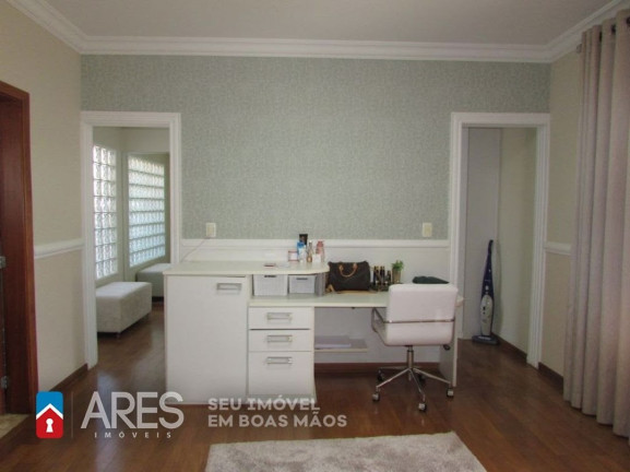Imagem Casa com 3 Quartos à Venda, 380 m² em Jardim Bela Vista - Nova Odessa Imagem Casa com 3 Quartos à Venda, 380 m² em Jardim Bela Vista - Nova Odessa