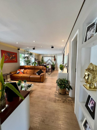 Imagem Apartamento com 3 Quartos à Venda, 127 m² em Moema - São Paulo