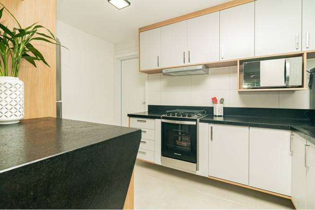 Imagem Apartamento com 2 Quartos à Venda, 90 m² em Menino Deus - Porto Alegre
