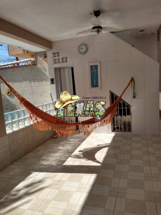Casa com 3 Quartos à Venda, 185 m² em Jardim Magalhães - Itanhaém