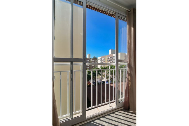 Imagem Imóvel com 2 Quartos à Venda, em Vila Nova - Porto Alegre Imagem Imóvel com 2 Quartos à Venda, em Vila Nova - Porto Alegre