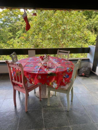 Imagem Casa com 5 Quartos à Venda, 1.500 m² em Itaipu - Niterói Imagem Casa com 5 Quartos à Venda, 1.500 m² em Itaipu - Niterói