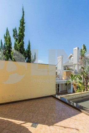 Imagem Casa com 3 Quartos à Venda, 300 m² em Chácara Das Pedras - Porto Alegre